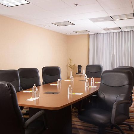 Fairfield Inn And Suites Atlanta Airport South/Sullivan Road College Park Ngoại thất bức ảnh