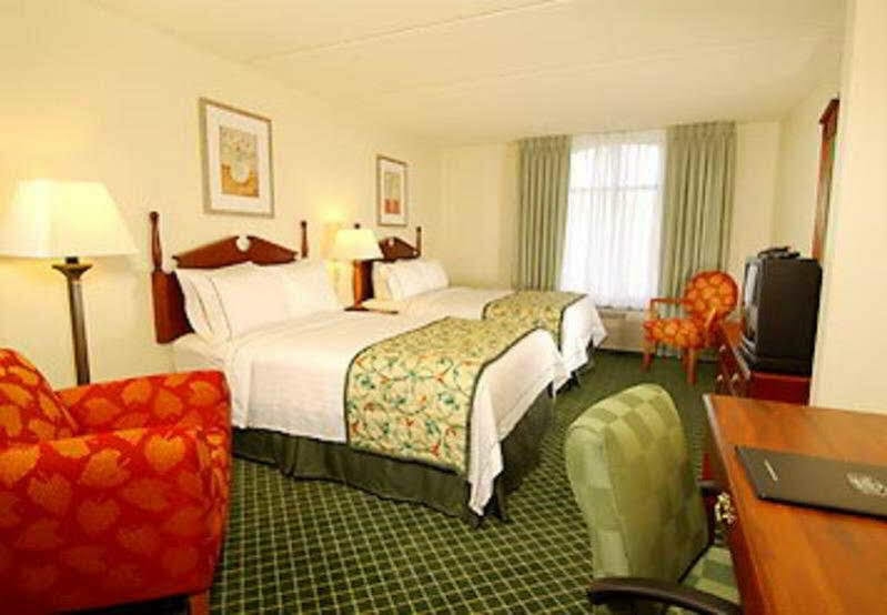 Fairfield Inn And Suites Atlanta Airport South/Sullivan Road College Park Ngoại thất bức ảnh