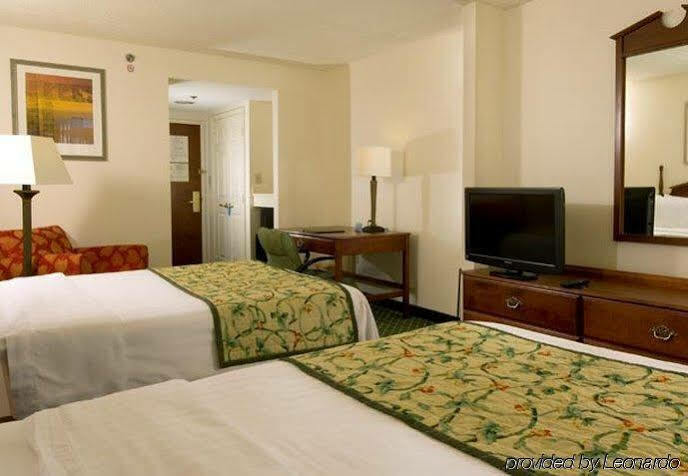 Fairfield Inn And Suites Atlanta Airport South/Sullivan Road College Park Ngoại thất bức ảnh
