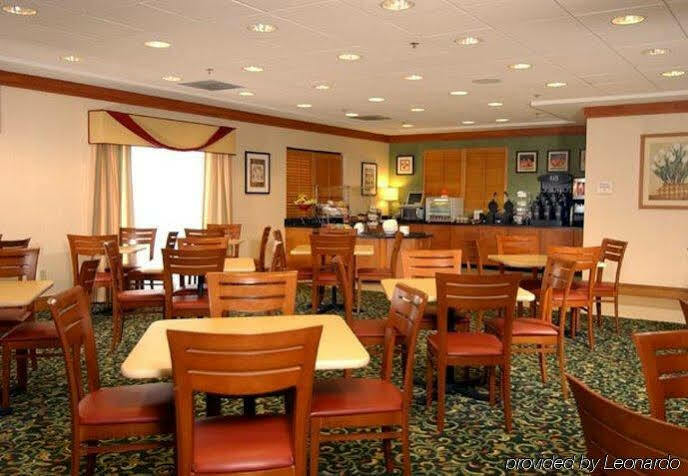 Fairfield Inn And Suites Atlanta Airport South/Sullivan Road College Park Ngoại thất bức ảnh